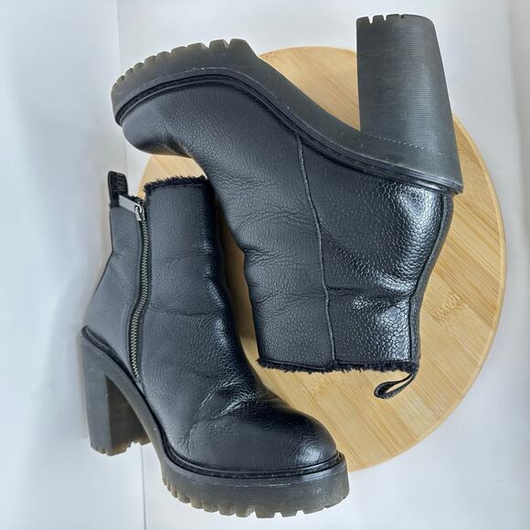 Dr. Martens Magdalena Fur Lined Boots Black Leather Heeled Chelsea Boots Size 10 - Picture 5 of 7